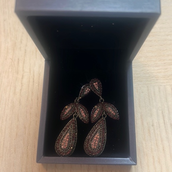 Evening Earrings ( with Box) - Picture 3 of 5